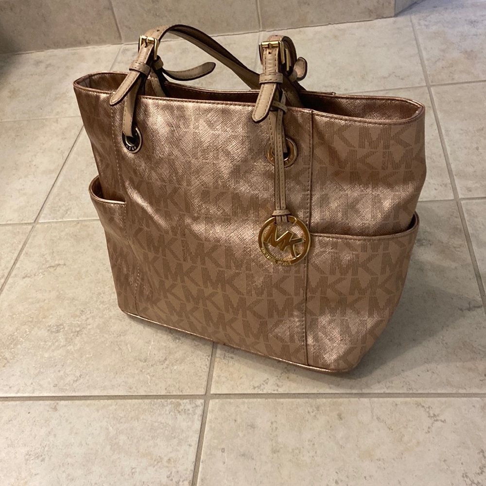 Michael Kors East West rose gold tote